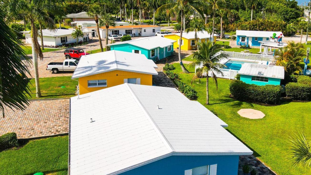 Poolside King Cottage With Kitchen - 10 Minutes To Beach! Fort Myers Exterior photo
